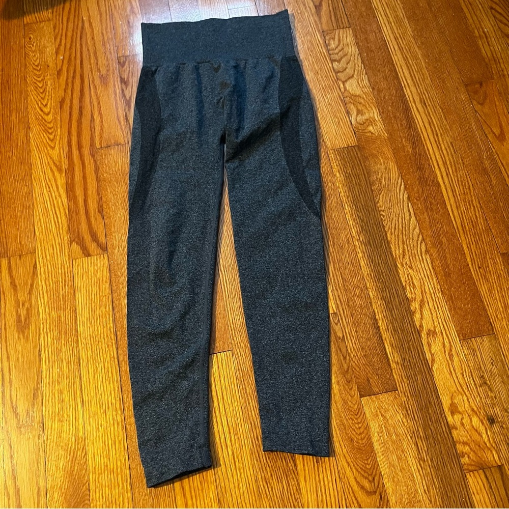 NVGTN dark grey leggings size XS